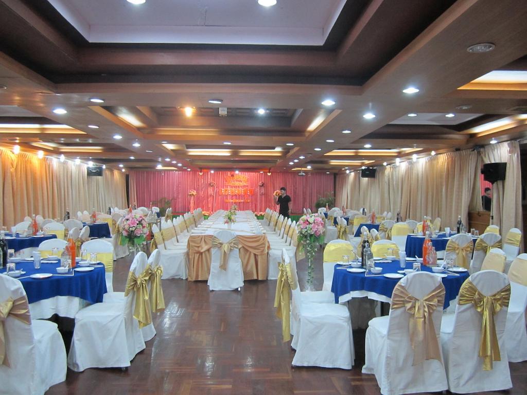 Lopburi Inn Hotel Exterior photo