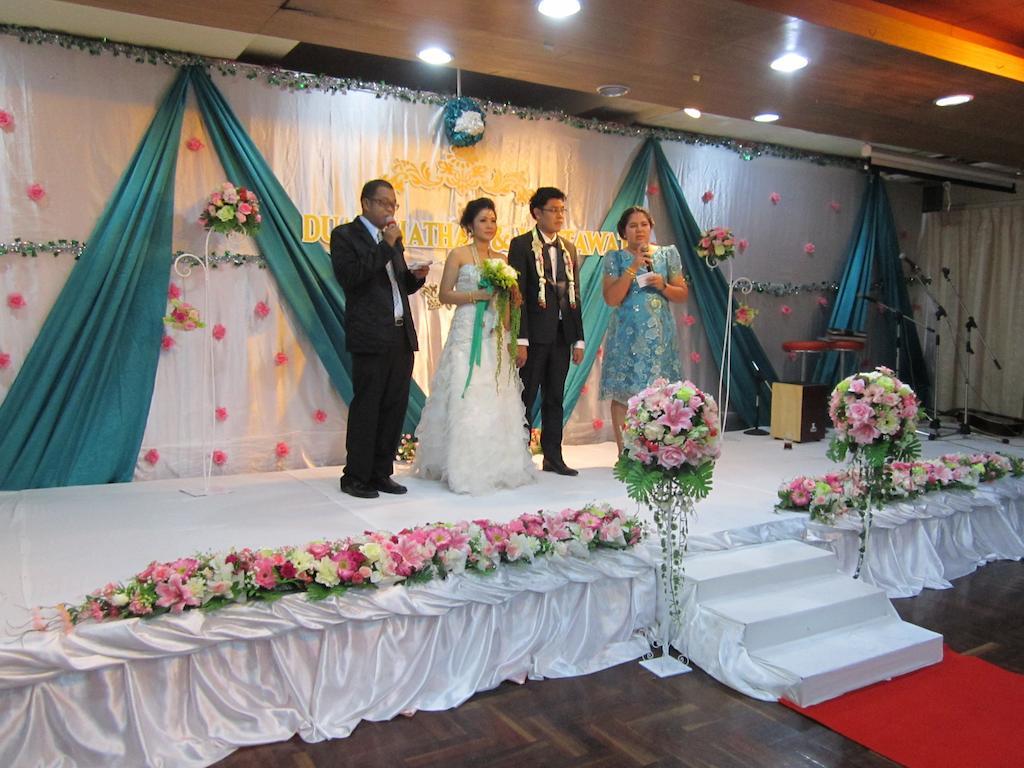 Lopburi Inn Hotel Exterior photo